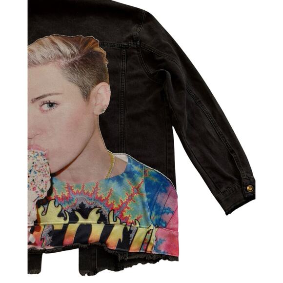 MILEY CYRUS Bangerz Y2K Upcycled Retro Black Distressed Denim Jacket Size M - Picture 10 of 14